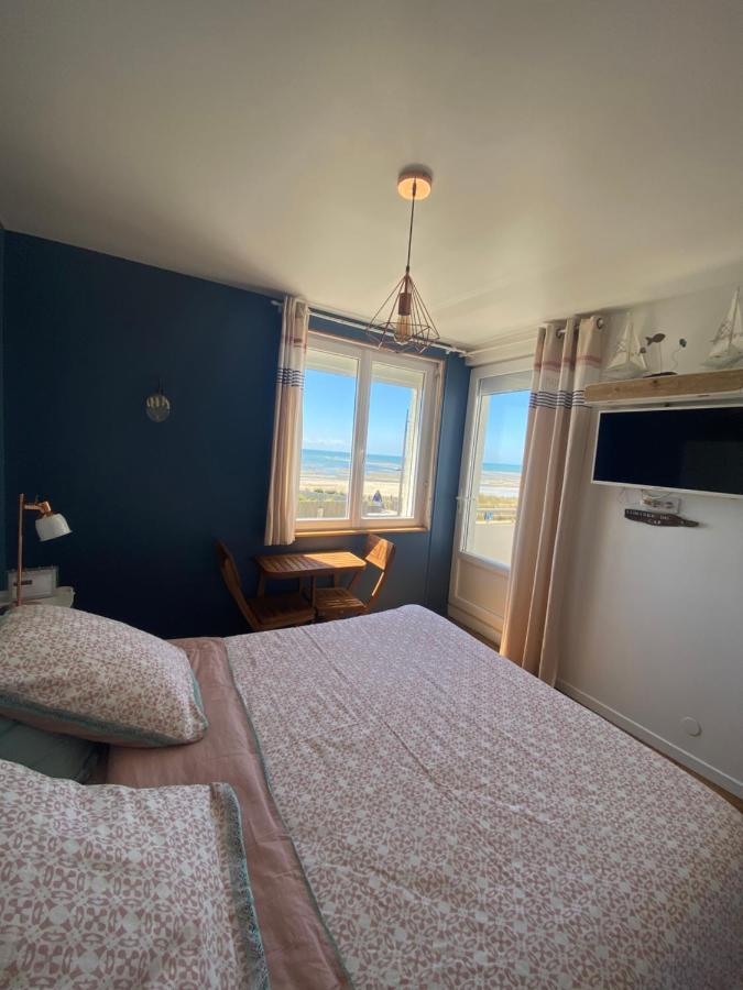 Chambre D'Hotes "Lumiere Du Cap" Vue Mer Barneville-Carteret Kültér fotó